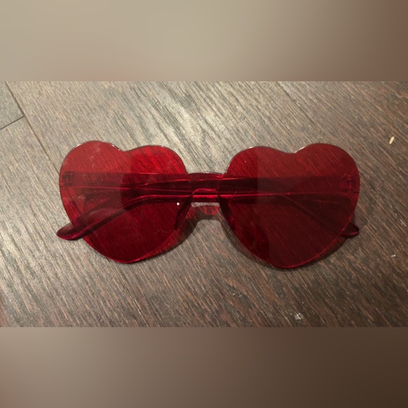Heart Rave sunglasses - Picture 2 of 2